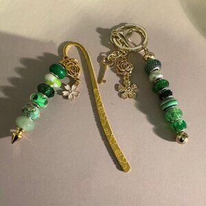 Matching beaded bookmark and keychain